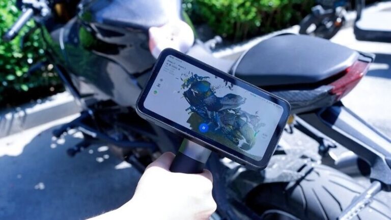 Hybrid Light 3D Scanners : shining 3d