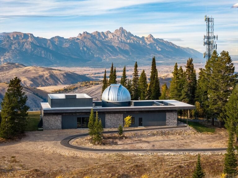 Award-Winning Observatory Designs : snow King Observatory