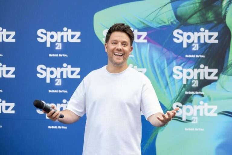 Creative-Empowering Sparkling Wines : spritz 21