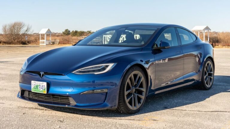 Ford, GM, and Tesla to make better, cheaper batteries