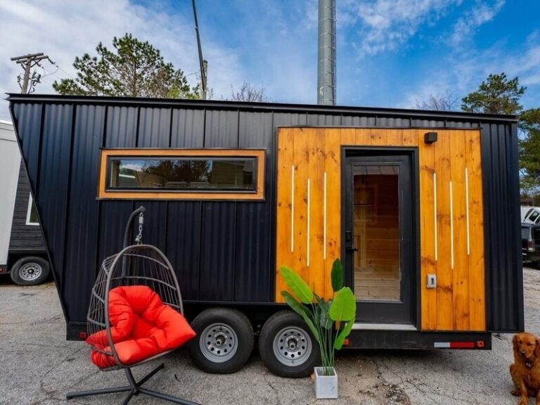 Compact Mobile Sauna Homes : tiny sauna house