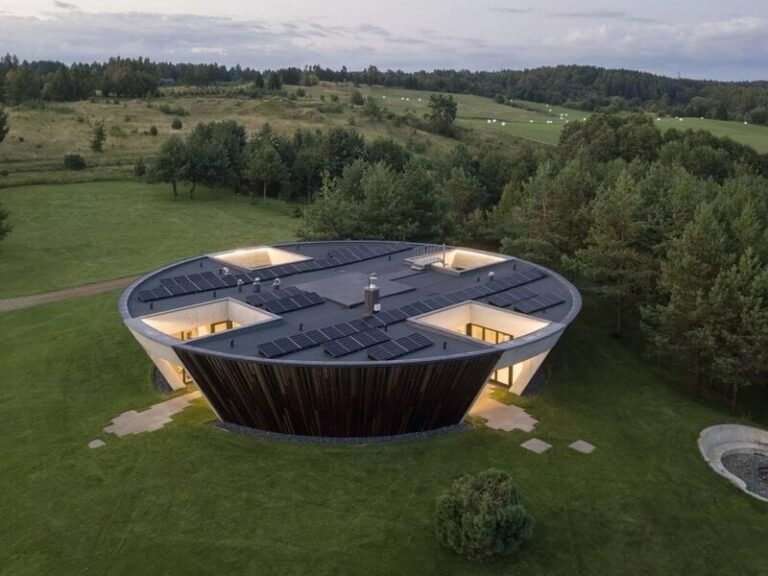 Circular Garden Homes : villa o