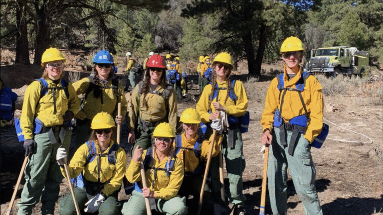 Training program teaches women how to conduct prescribed burns » Yale Climate Connections