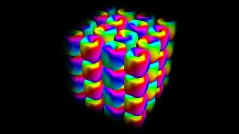 Scientists just created spacetime crystals made of knotted light