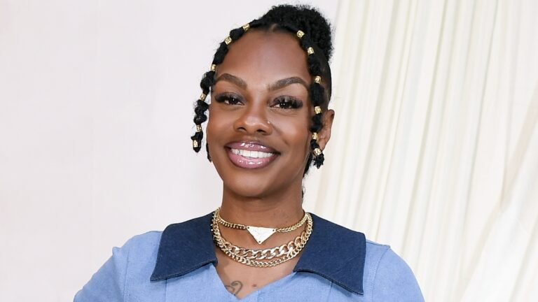 Jess Hilarious & Fiancé Pose W/ Daughter Forr 1st Birthday (Pics)