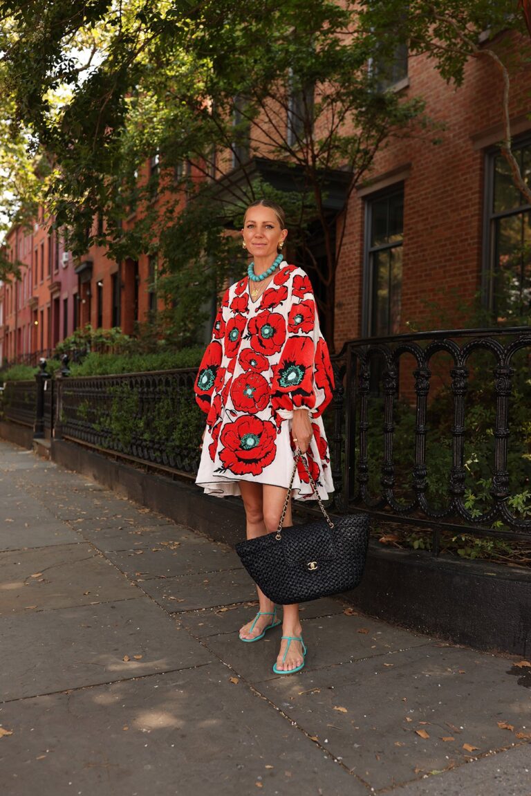 COLOR STORIES: RED & TURQUOISE