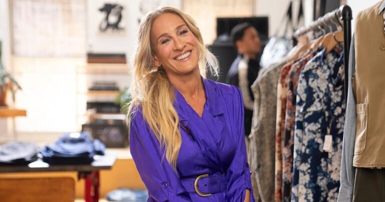 And Just Like That Creator Defends Carrie Bradshaw After Finale