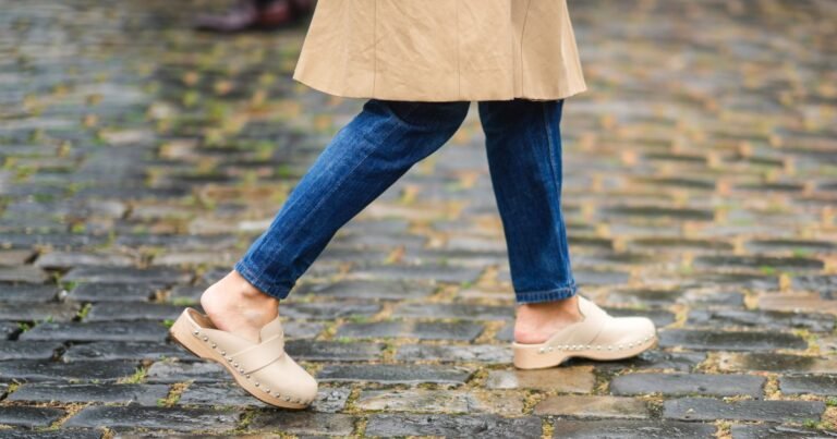 Shoppers Say These Supportive Clogs Are ‘Perfect Year Round’