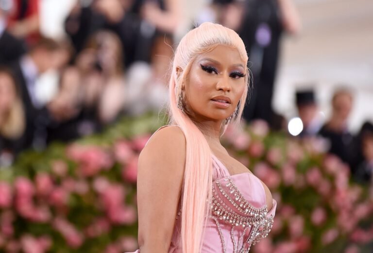 I’ll Give You $10 Million to Fight My Husband!