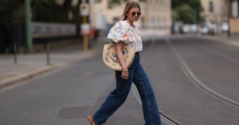 17 Flattering Puff-Sleeve Tops With French Girl-Style — From $10
