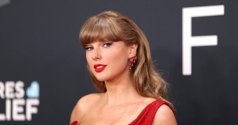 Taylor Swift Engagement Date: Why She Chose August 26