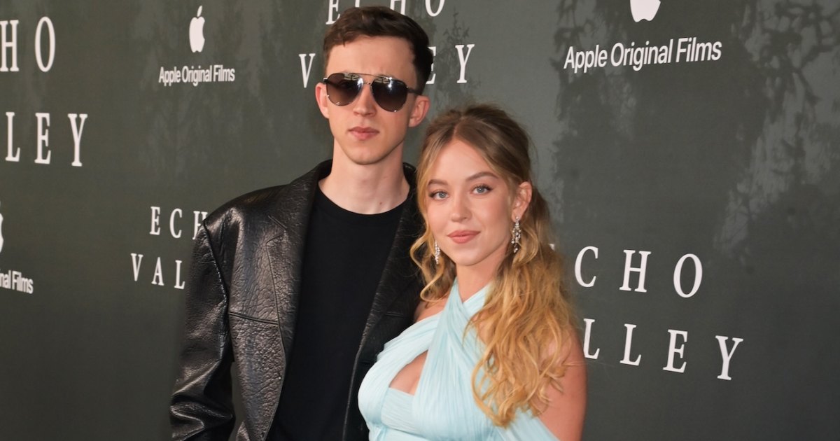 Sydney Sweeneys Brother Jokes About American Eagle Ad Feature