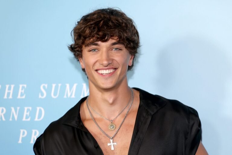 Gavin Casalegno Under Fire For Sydney Sweeney-Style ‘Genetics’ Ad