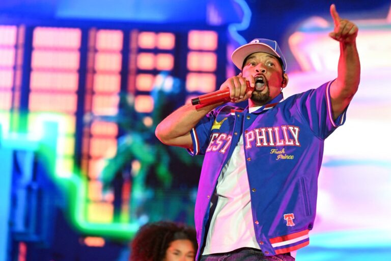 Will Smith Accused of Using AI, Making Up Fans in New Tour Video