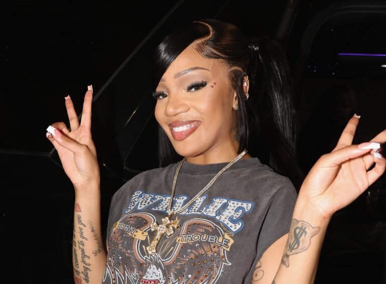 GloRilla Has Fans Losing It Over Her Glow-Up & Fitness Photo