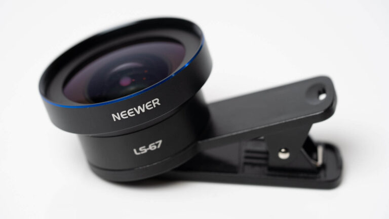 Neewer LS-67 Macro & Wide-Angle Mobile Lens: Dreamy macro on a budget