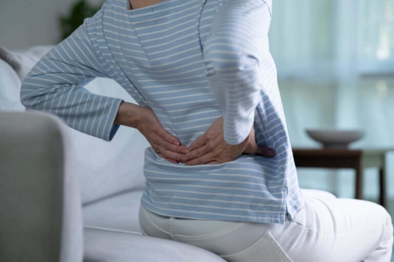 Short course of psychotherapy relieves lower back pain for three years