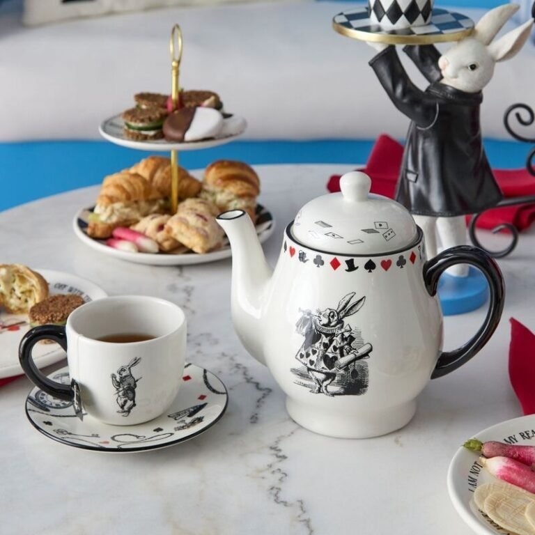 Whimsical Harlequin-Patterned Décor Collections : Alice’s Adventures Collection