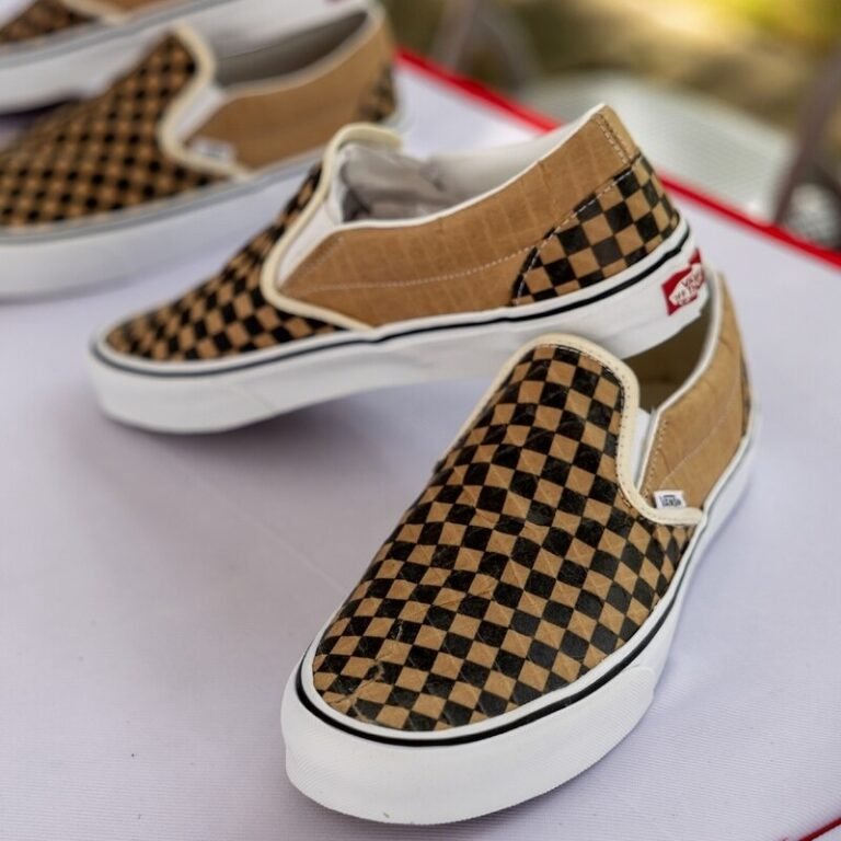 Skateable Cardboard Shoes : Cardboard Chaos
