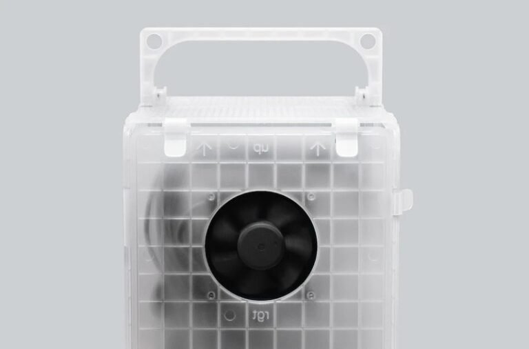 Minimalist Computer Chassis : computer 2