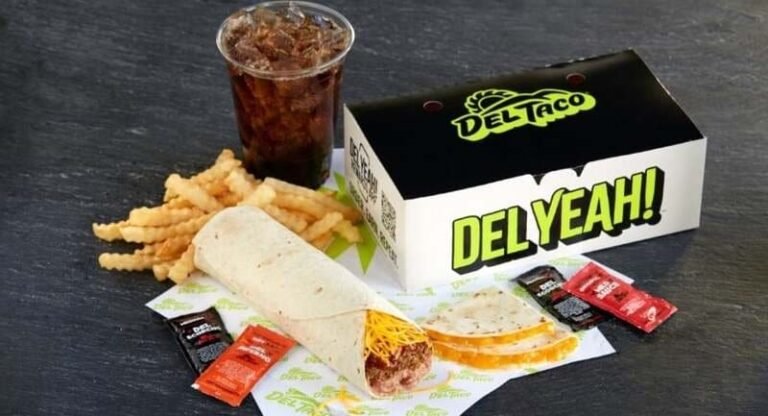 Ingredient-Packed Value-Minded Burritos : Del Taco Classic Burritos