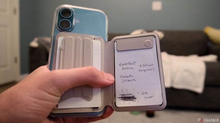 5 back-to-school gadgets for improving your smartphone