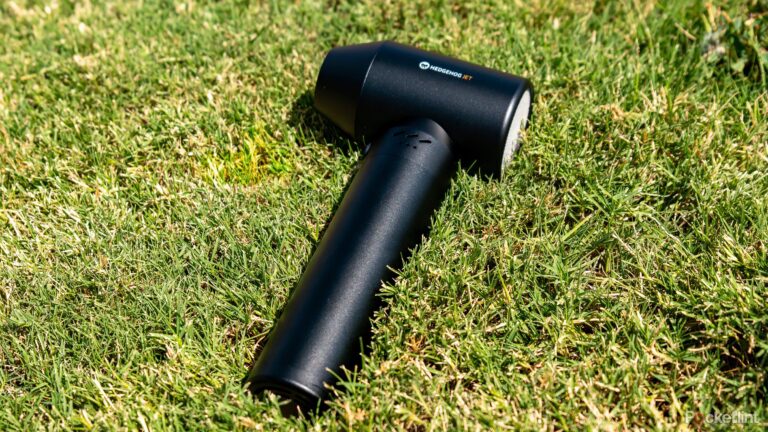 This handheld super-blower just became my new favorite household gadget