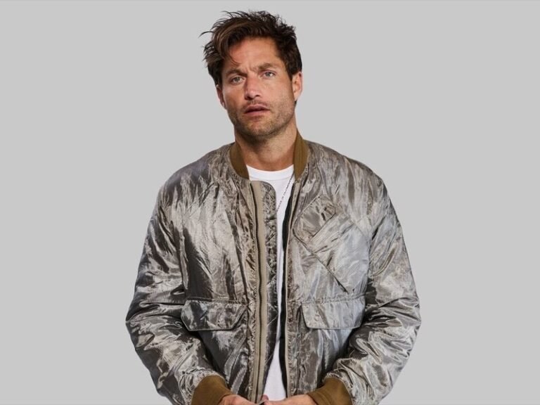 Space‑grade Privacy Jackets : electromagnetic shielding jacket