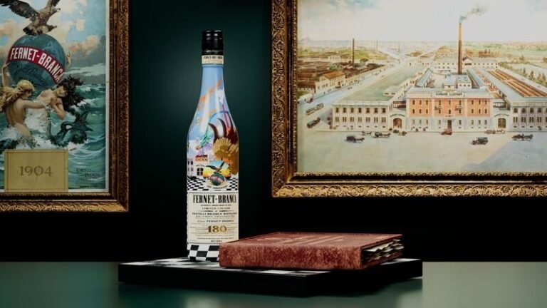 Commemorative Amaro Bottles : Fernet-Branca Celebrates