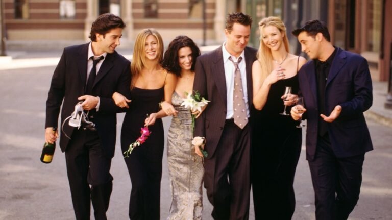 Jennifer Aniston On Friends Cast ‘Mourning’ Matthew Perry Before Death
