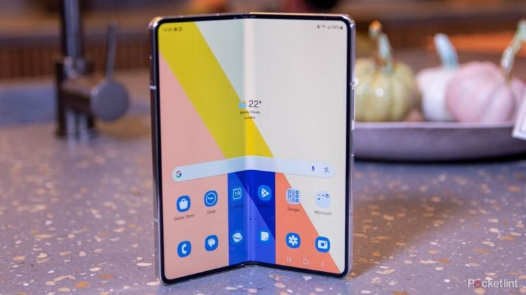 Samsung’s latest money saving program slashes the price off an entire Galaxy of foldables