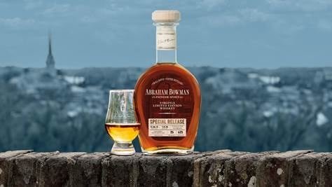 Experimental Bourbon Releases : hungarian oak