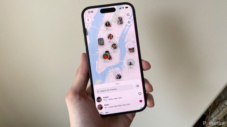 Stop Instagram Map from automatically sharing your live location