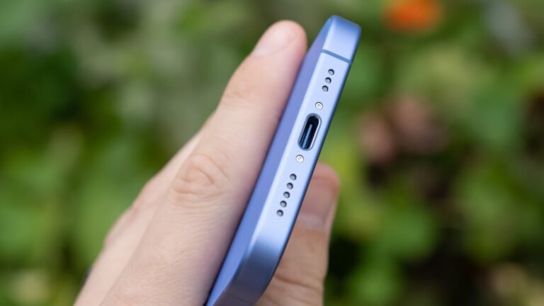 USB-C is convenient, but it’s still a big mess