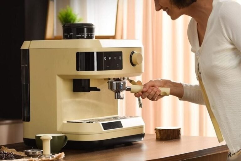 Simplistic Interface Espresso Makers : Javapresso espresso machine