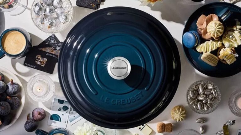 Seductively Dark Cookware Collections : Le Creuset Nuit