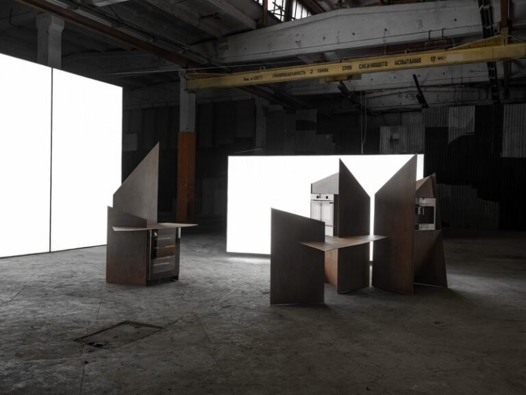 Geometrically Abstract Installations : Maxim Kashin Architects