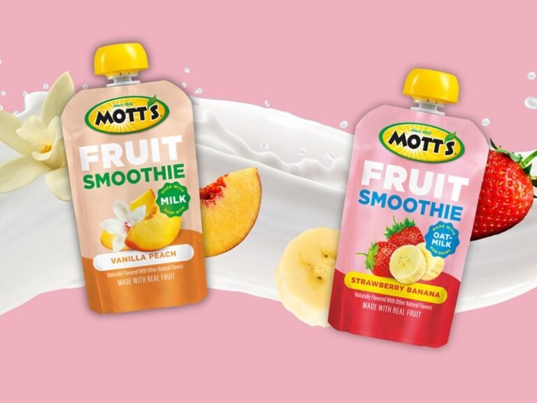 Pouch-Packaged Fruit Smoothies : Mott’s Fruit Smoothie