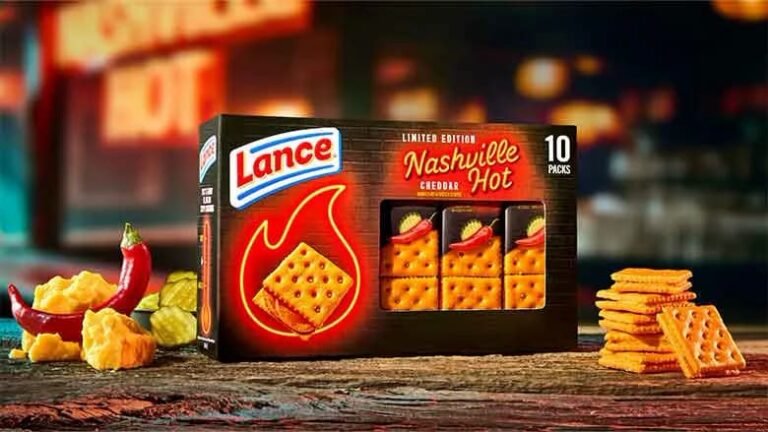 Nashville Cuisine Sandwich Crackers : Nashville Hot sandwich crackers