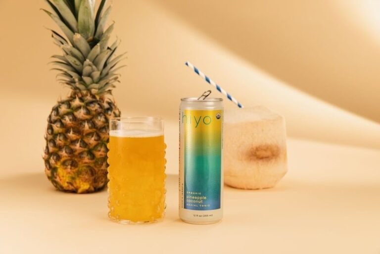 Pineapple-Forward Functional Beverages : pineapple coconut