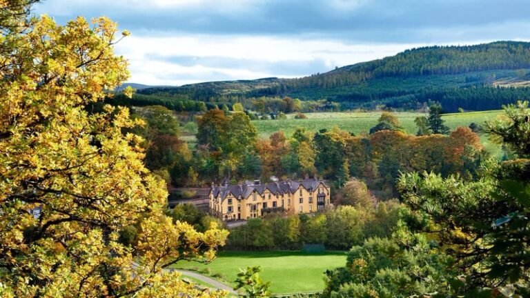 Luxurious Scottish Whisky Hotels : The Craigellachie Hotel