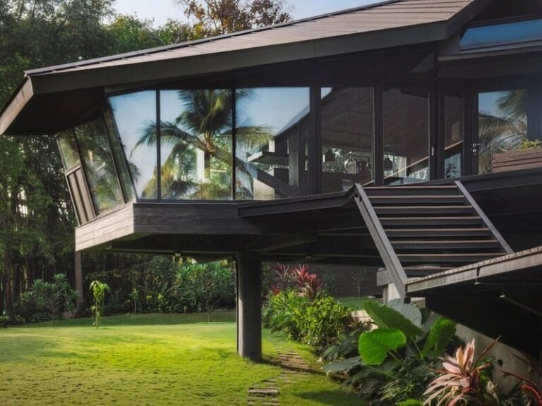 Timber-Framed Coastal Homes : Timber Residence