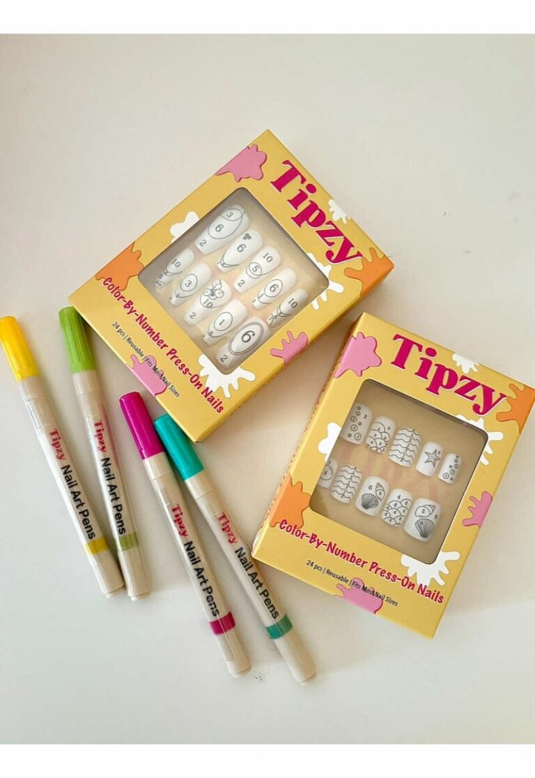 Color-In Press-On Nails : tipzy