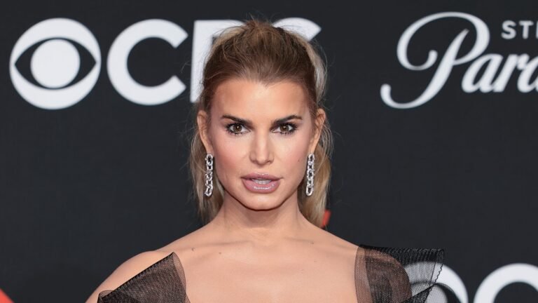 Jessica Simpson ‘Unrecognizable’ in Hot New Look at the VMAs