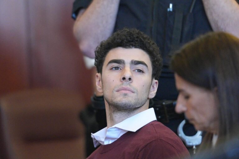 Luigi Mangione Lawyers Slam Trump’s Charlie Kirk Comparisons