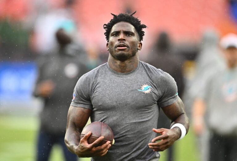 Tyreek Hill Accused of 8 Incidents of Domestic Violence In New Court Documents