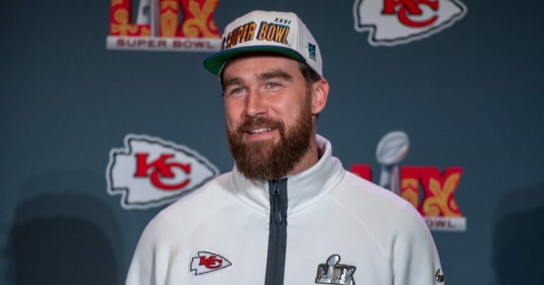 Travis Kelce’s Fashion Statement Turns Heads at 1st Game of the Season