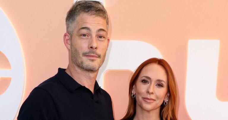 Jennifer Love Hewitt and Brian Hallisay Enjoy Rare Date Night