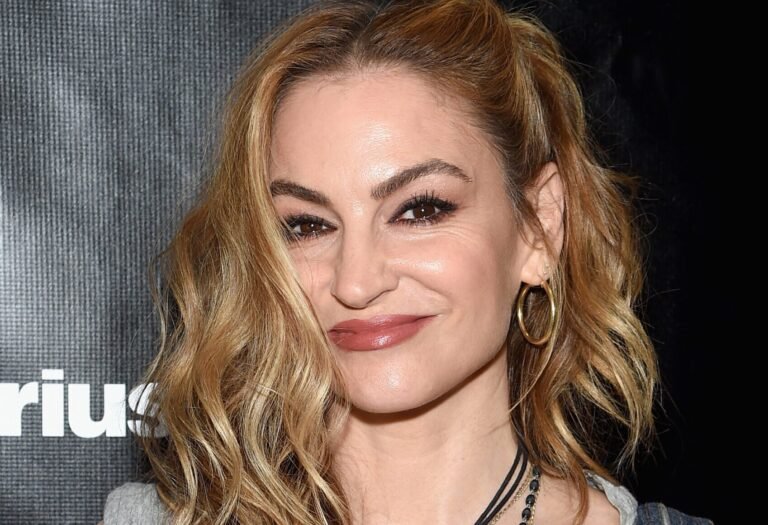 ‘Sopranos’ Star Poses Nude to Highlight Bizarre Conspiracy Theory