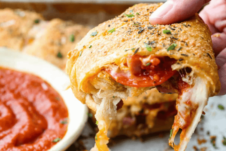 Pizza Ring Recipe | The Recipe Critic